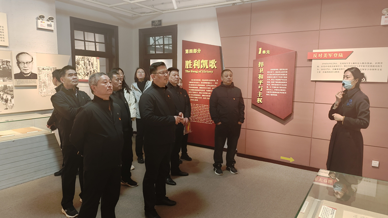 山東出版實(shí)業(yè)煙臺(tái)分公司黨支部開(kāi)展 “緬懷先烈強(qiáng)黨性 牢記使命勇?lián)?dāng)” 主題黨日活動(dòng)